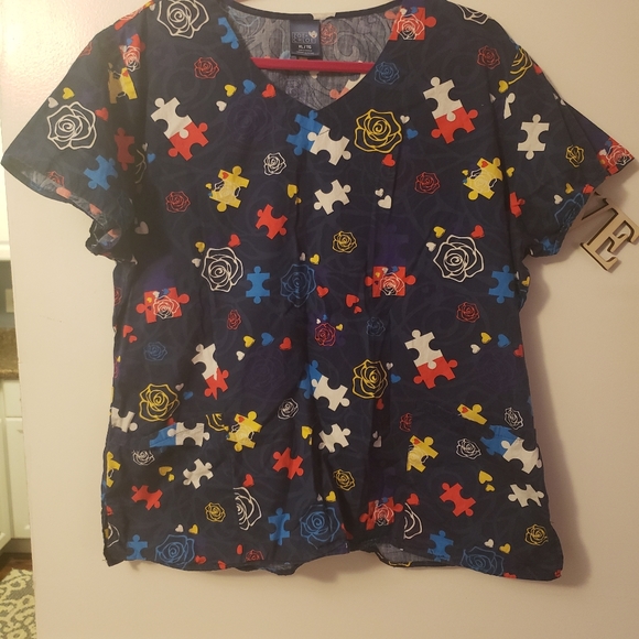 Womens scrub top - Picture 1 of 3
